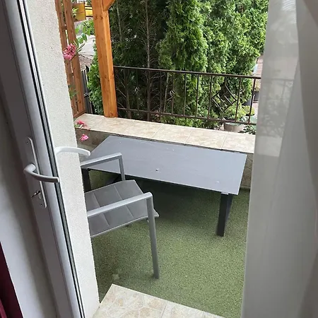 Apartment Adam *