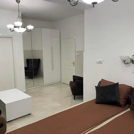 Adam * Hajdúszoboszló