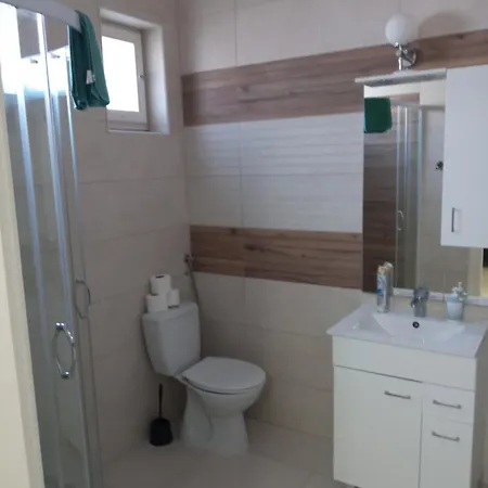 Adam Appartement *